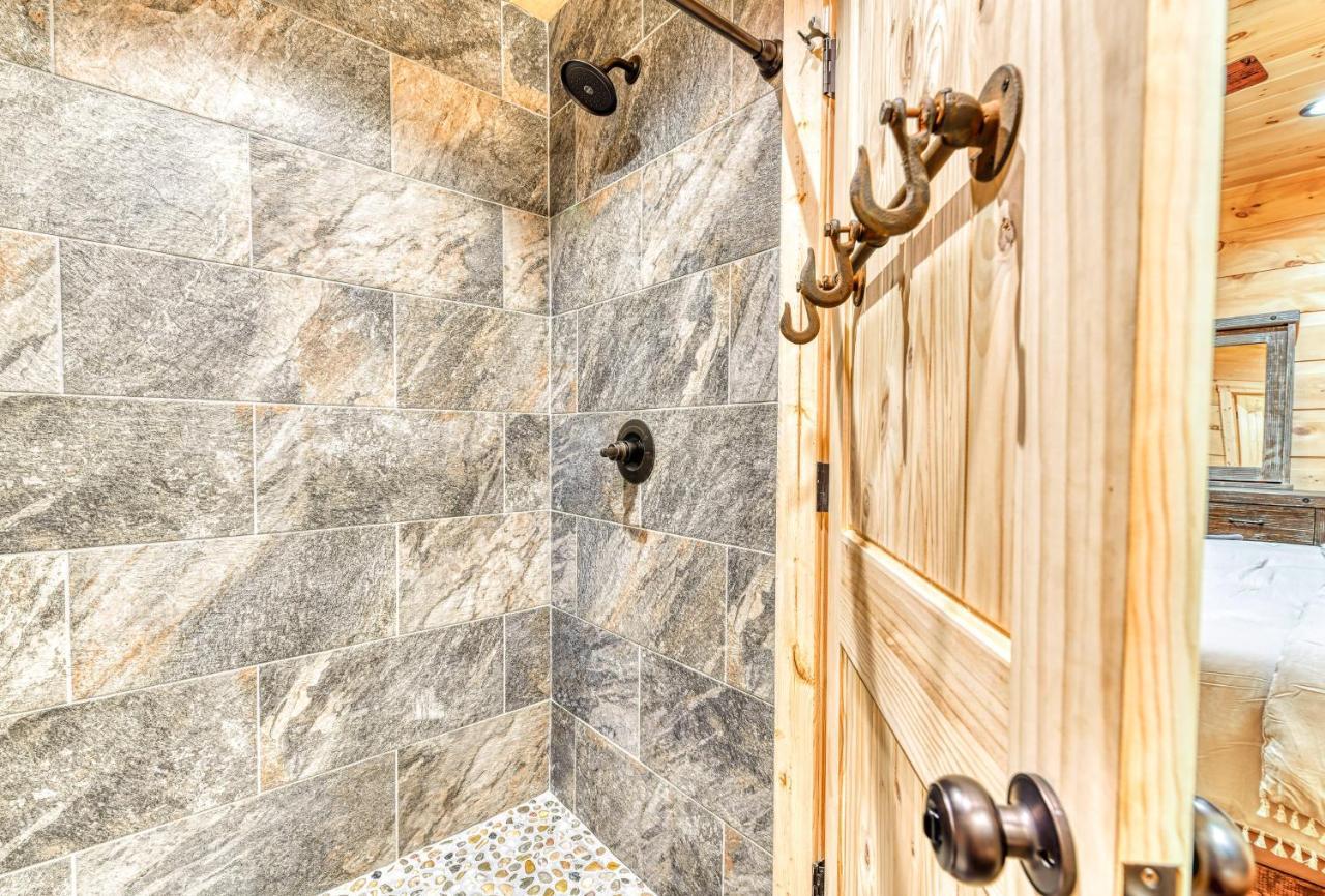 The Grand Fir Villa Gatlinburg Exterior photo