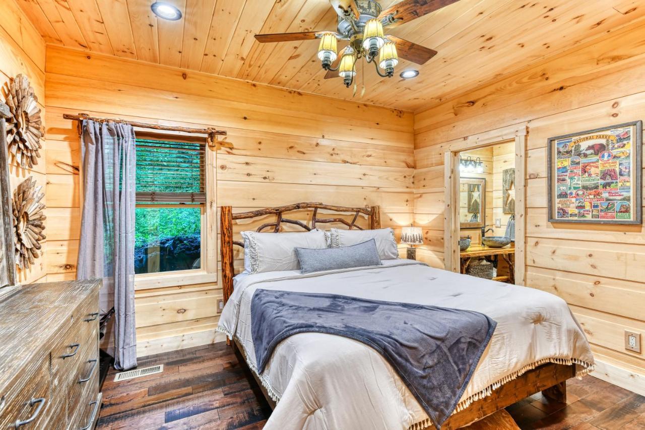 The Grand Fir Villa Gatlinburg Exterior photo